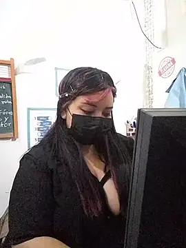 sweetadamisoffice online show from 05/17/26, 08:38