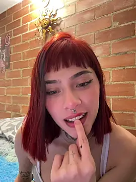 Snapshot of Babeel_ chatting on 06/26/26, 02:49 Babeel online show from 06/26/26, 02:49