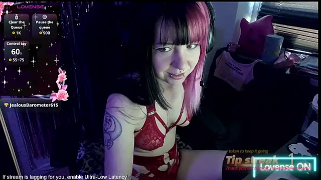 CutieTracer online show from 05/04/26, 11:06