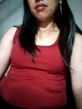 Snapshot of Lisa-aa chatting on 04/05/26, 08:17 Lisa-aa online show from 04/05/26, 08:17