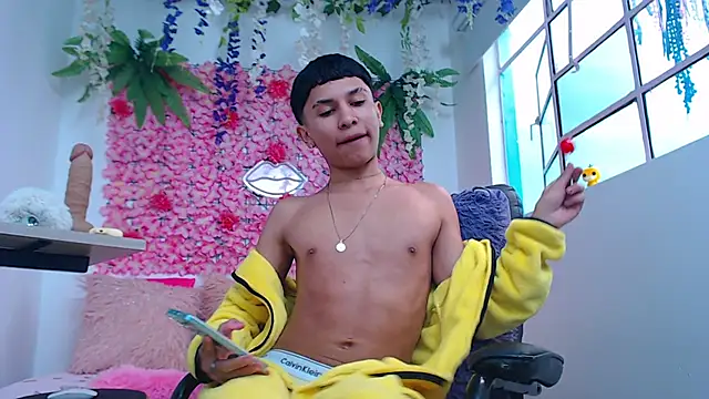 Thiagorincon22 online show from 03/31/26, 09:26