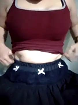 Snapshot of Mi-Naney chatting on 05/12/26, 10:07 Mi-Naney online show from 05/12/26, 10:07