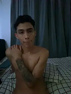 Snapshot of jmaxter chatting on 04/05/26, 06:54 jmaxter online show from 04/05/26, 06:54