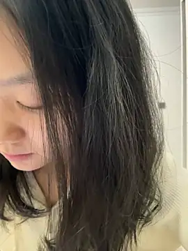 Snapshot of Shanshan_1267 chatting on 04/14/26, 12:22 Shanshan 1267 online show from 04/14/26, 12:22