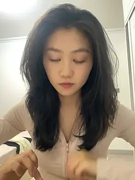 Snapshot of Shanshan_1267 chatting on 04/17/26, 01:03 Shanshan 1267 online show from 04/17/26, 01:03