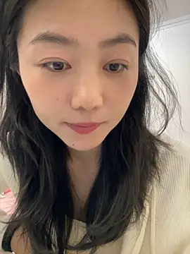 Snapshot of Shanshan_1267 chatting on 04/30/26, 10:43 Shanshan 1267 online show from 04/30/26, 10:43