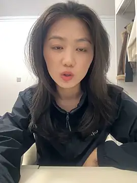 Snapshot of Shanshan_1267 chatting on 05/04/26, 02:02 Shanshan 1267 online show from 05/04/26, 02:02