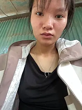 Elisa-a online show from 04/22/26, 12:46