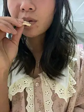 Elisa-a online show from 05/02/26, 08:52