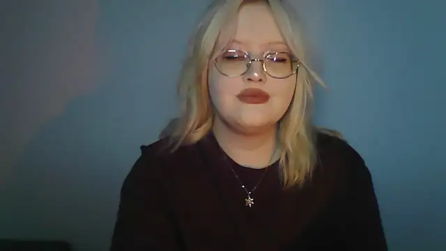 Snapshot of Elayne_Sweet chatting on 06/19/26, 06:07 Elayne Sweet online show from 06/19/26, 06:07