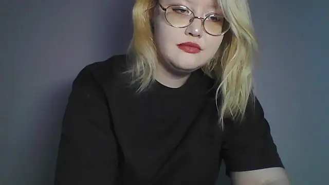 Snapshot of Elayne_Sweet chatting on 06/25/26, 06:07 Elayne Sweet online show from 06/25/26, 06:07
