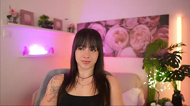 Clara Dee online show from 04/03/26, 08:12