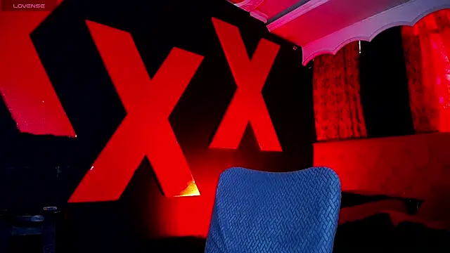 AlanFox1 online show from 04/27/26, 01:53