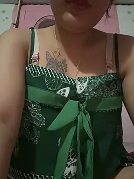 Snapshot of Lina-Naughty chatting on 04/17/26, 07:11 Lina-Naughty online show from 04/17/26, 07:11