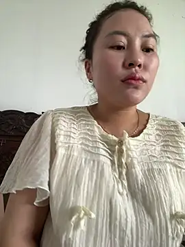 Snapshot of Lina-Naughty chatting on 05/10/26, 05:34 Lina-Naughty online show from 05/10/26, 05:34