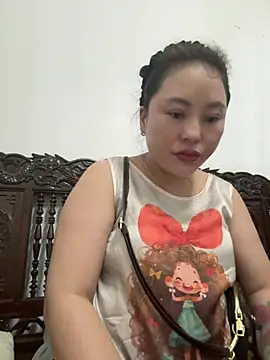 Snapshot of Lina-Naughty chatting on 07/07/26, 02:54 Lina-Naughty online show from 07/07/26, 02:54