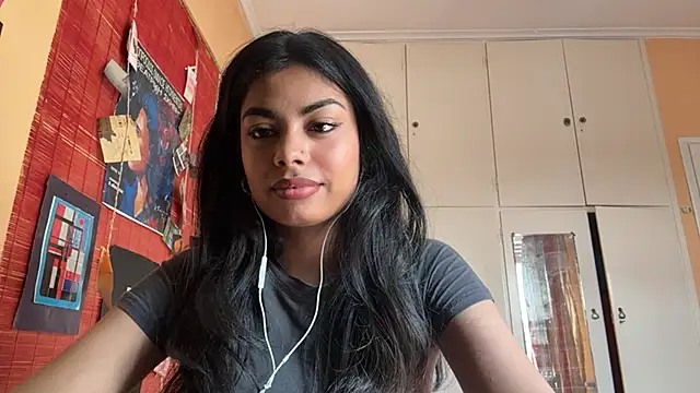 JenniRoutt online show from 04/04/26, 02:14