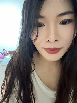 Snapshot of Xiaoyunduo1 chatting on 07/04/26, 05:57 Xiaoyunduo1 online show from 07/04/26, 05:57
