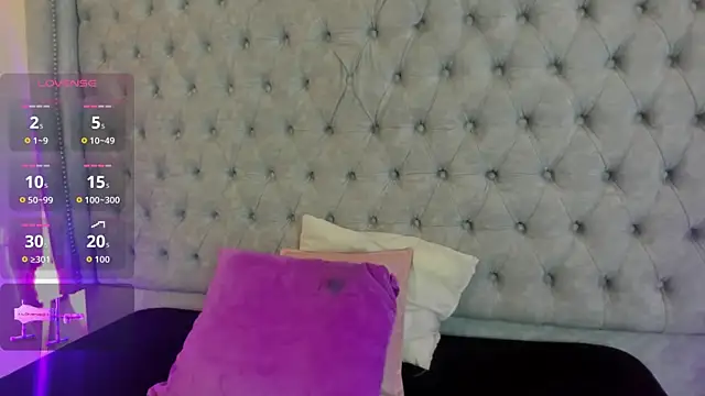 Gyal Smith online show from 06/26/26, 03:44