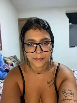 Mia milf x online show from 05/22/26, 11:10
