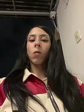 lhiamfitt10 online show from 06/14/26, 02:46