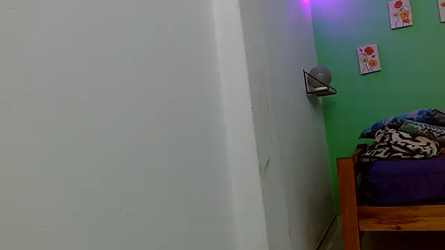18dulcegatita online show from 05/13/26, 01:19