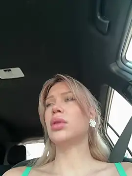 Girl-Mia online show from 04/02/26, 05:38