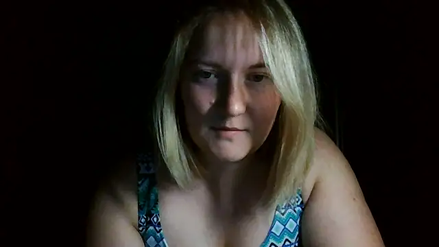 TinaKittyX online show from 06/14/26, 08:44