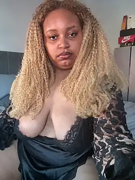 zahiraax online show from 04/07/26, 03:45