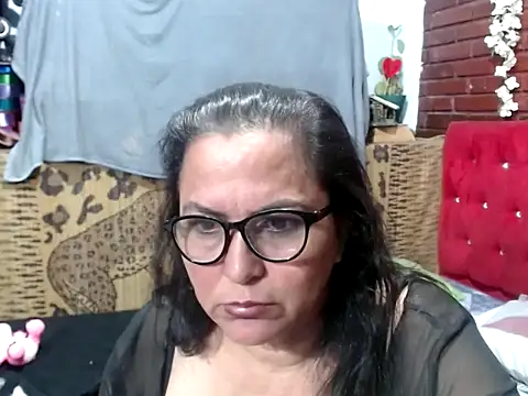 Snapshot of kristalmarelyn chatting on 04/25/26, 01:41 kristalmarelyn online show from 04/25/26, 01:41