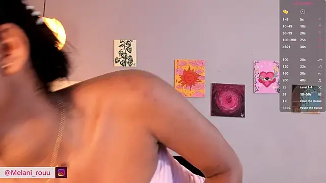 Snapshot of Melaniaa_Roussee chatting on 05/21/26, 03:02 Melaniaa Roussee online show from 05/21/26, 03:02