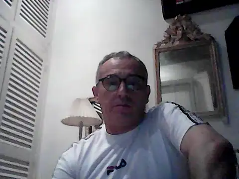 lalas1818 online show from 07/27/26, 11:23