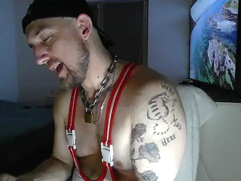 Snapshot of gymbunnybgd chatting on 04/01/26, 01:28 gymbunnybgd online show from 04/01/26, 01:28