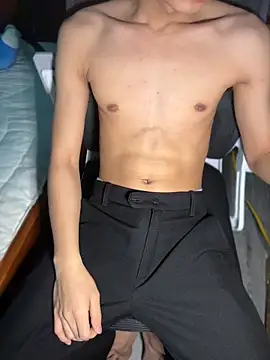 tuanhip online show from 04/26/26, 05:05