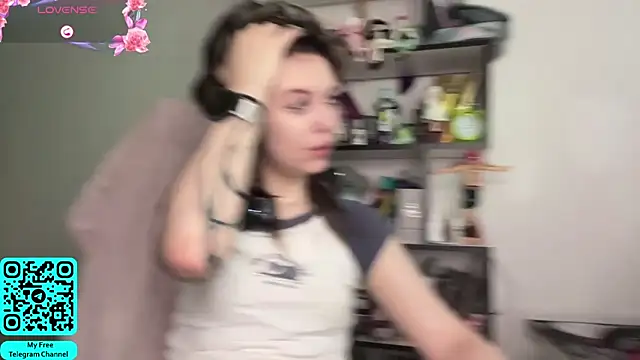 MadalynNosel online show from 06/10/26, 07:07