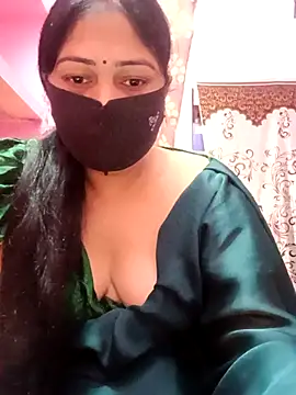 Snapshot of Pinki-girl chatting on 04/22/26, 05:10 Pinki-girl online show from 04/22/26, 05:10