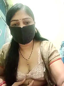 Snapshot of Pinki-girl chatting on 05/13/26, 05:16 Pinki-girl online show from 05/13/26, 05:16