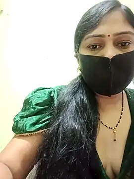 Snapshot of Pinki-girl chatting on 05/16/26, 06:32 Pinki-girl online show from 05/16/26, 06:32