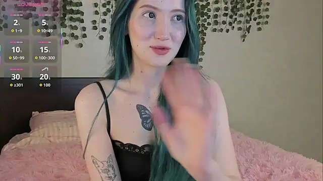 Snapshot of Leona_Vixen chatting on 05/25/26, 11:11 Leona Vixen online show from 05/25/26, 11:11