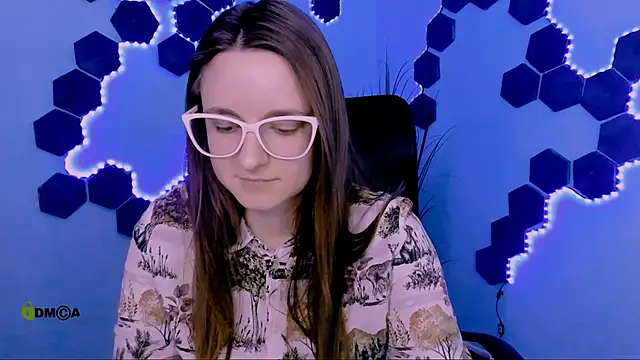 Snapshot of mary_is_cool chatting on 04/06/26, 08:48 mary is cool online show from 04/06/26, 08:48