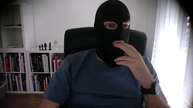 Im yours boy online show from 05/03/26, 11:27