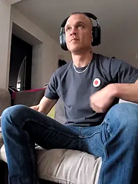 Snapshot of jocass1628 chatting on 04/04/26, 10:57 jocass1628 online show from 04/04/26, 10:57