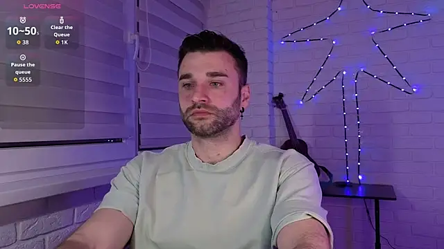 Snapshot of DaddySlava chatting on 05/19/26, 06:25 DaddySlava online show from 05/19/26, 06:25