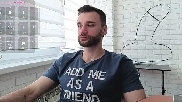 Snapshot of DaddySlava chatting on 06/19/26, 05:28 DaddySlava online show from 06/19/26, 05:28