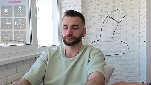 Snapshot of DaddySlava chatting on 06/25/26, 01:04 DaddySlava online show from 06/25/26, 01:04