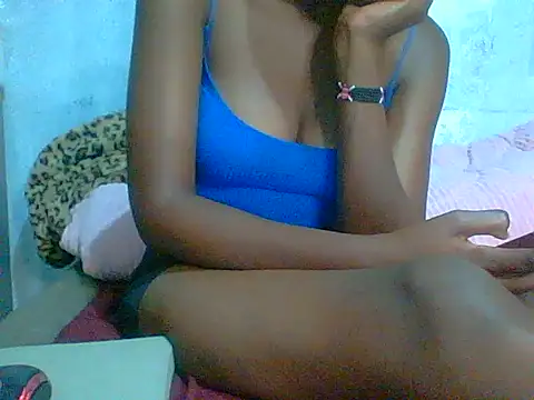 Snapshot of luba05 chatting on 04/13/26, 03:28 luba05 online show from 04/13/26, 03:28