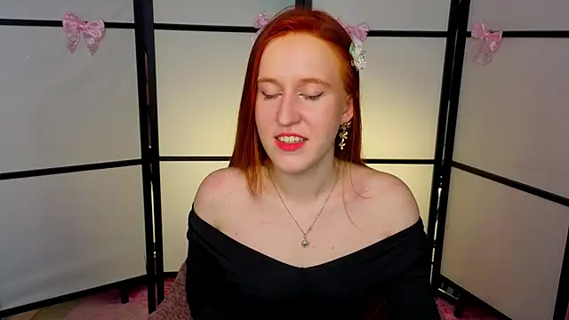 Snapshot of EvaBellea chatting on 05/09/26, 01:49 EvaBellea online show from 05/09/26, 01:49