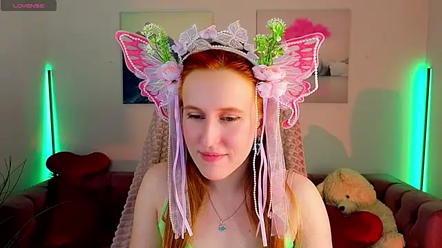 Snapshot of EvaBellea chatting on 05/24/26, 01:05 EvaBellea online show from 05/24/26, 01:05