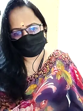 monisha cam online show from 04/20/26, 05:37