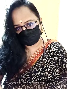 monisha cam online show from 04/30/26, 10:54